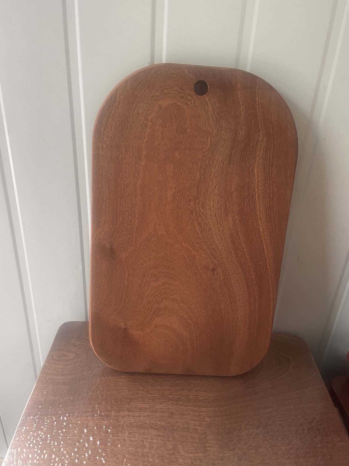 Rounded corner cutting board