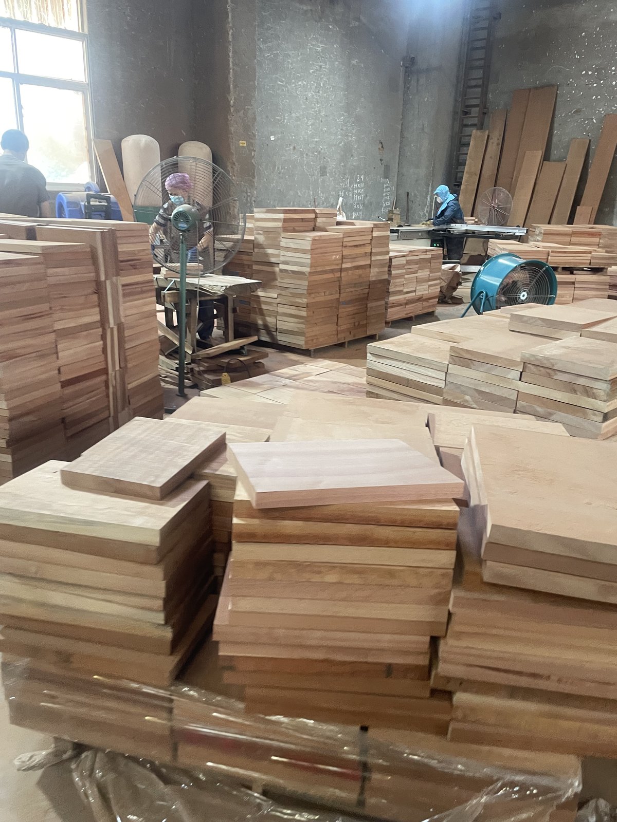 Natural wood grain pattern